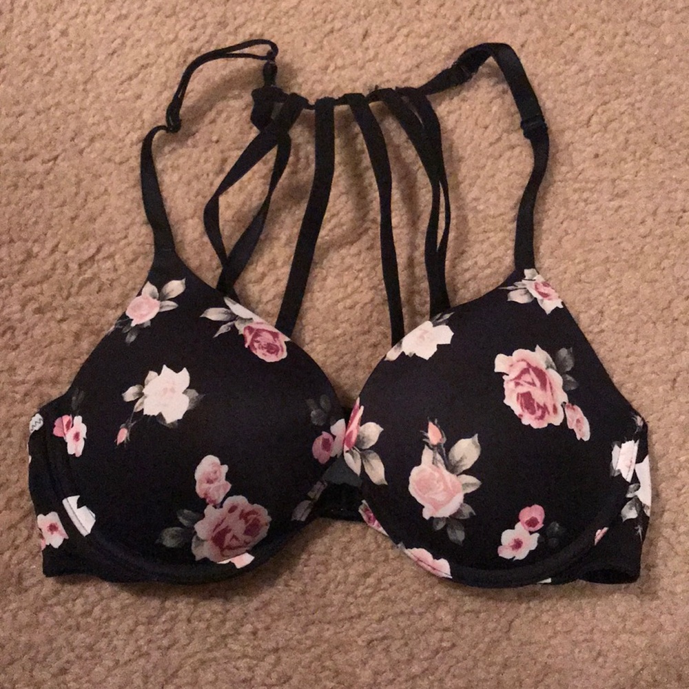 Victoria Secret 34B Bra